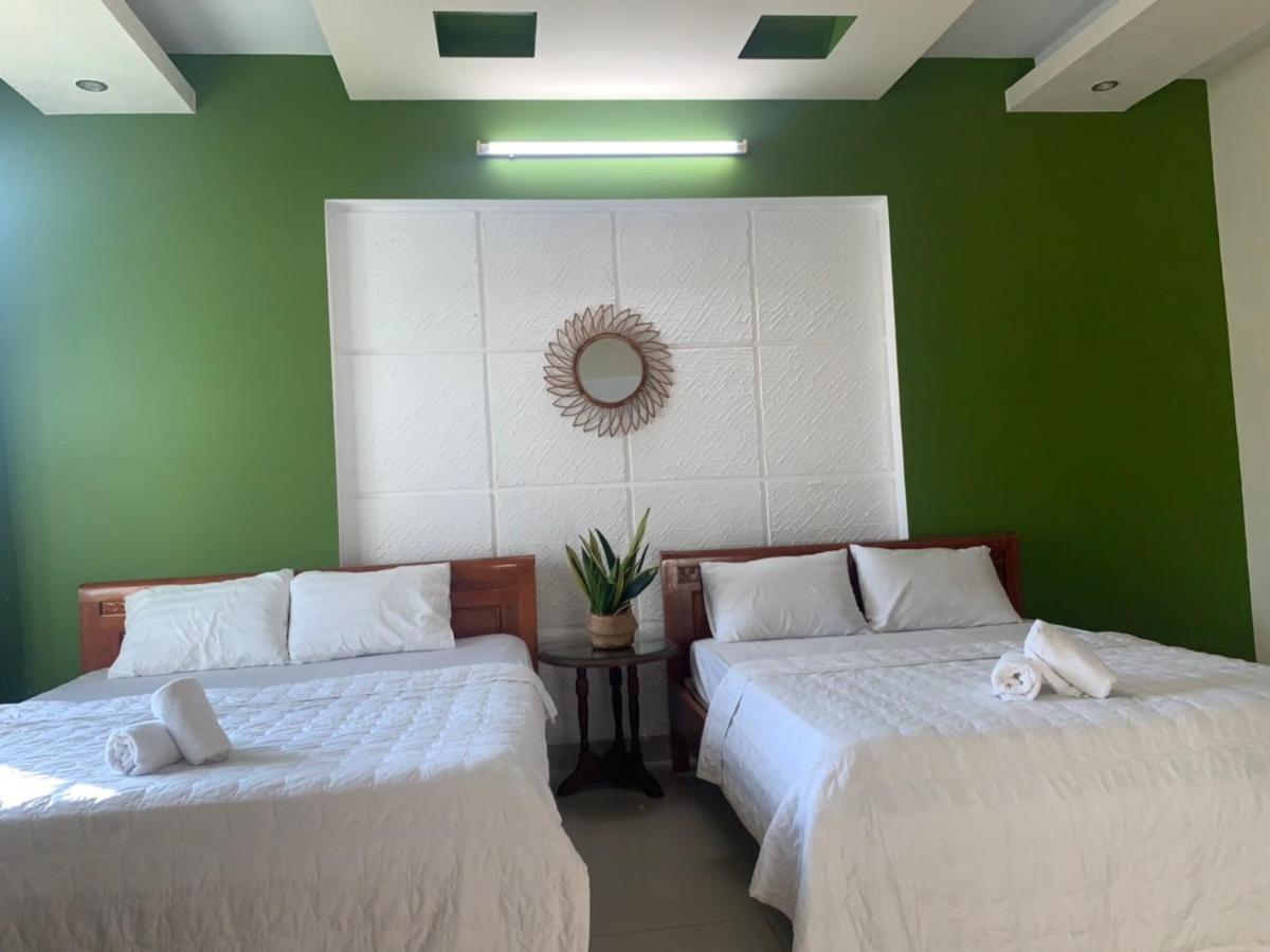 Pink Host Hotel Vung Tau Esterno foto