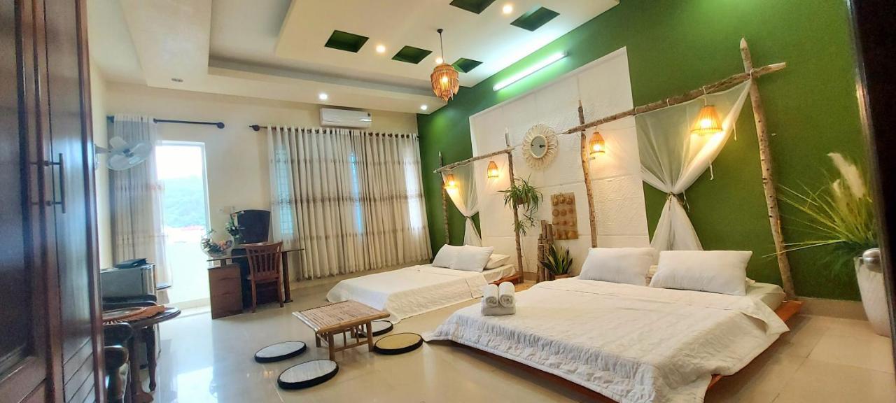 Pink Host Hotel Vung Tau Esterno foto