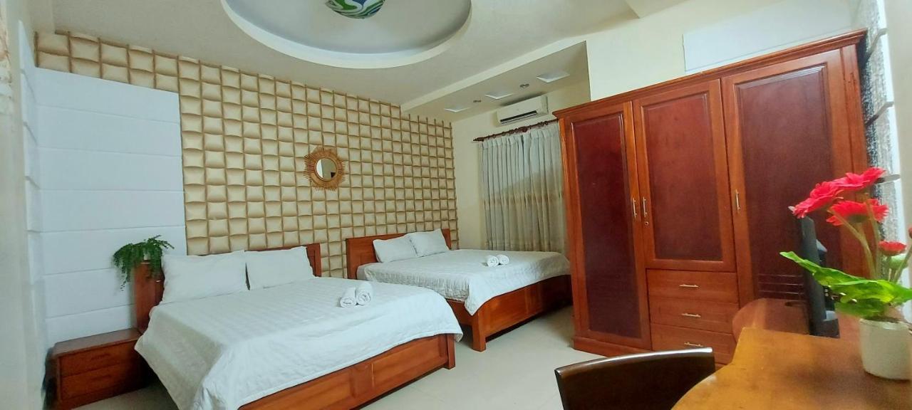 Pink Host Hotel Vung Tau Esterno foto