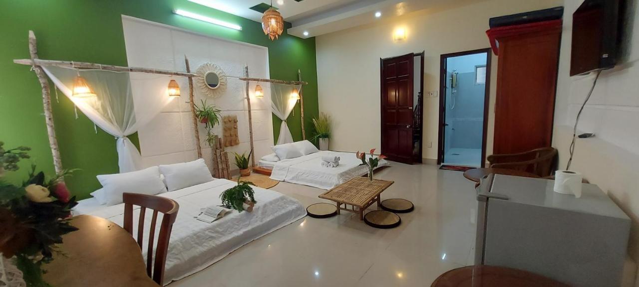 Pink Host Hotel Vung Tau Esterno foto